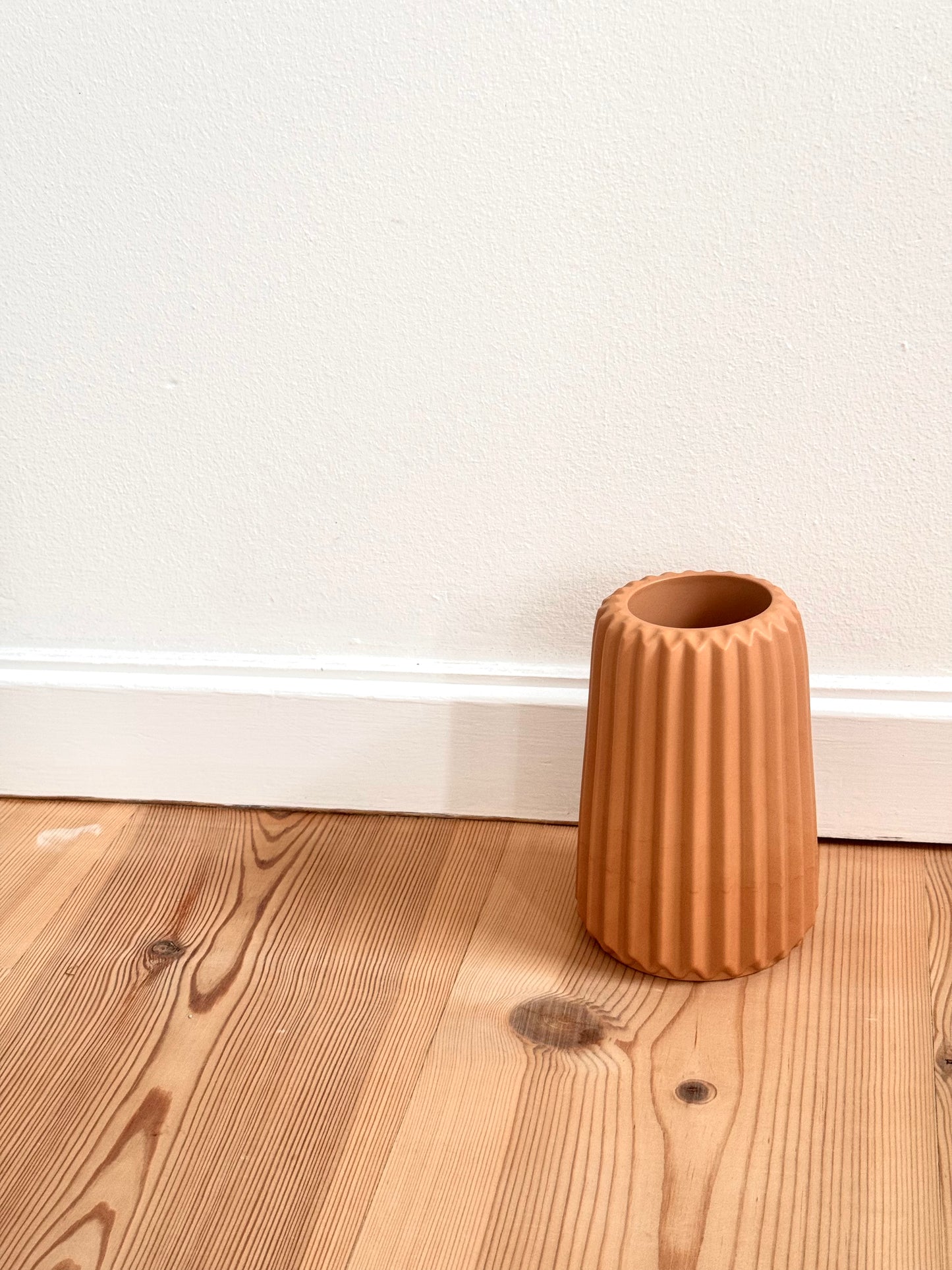 Riflet Vase